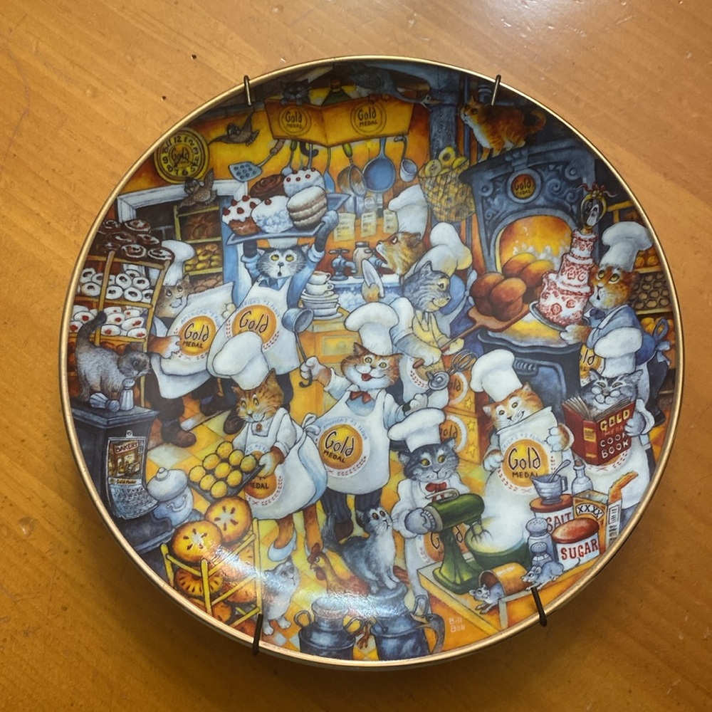 Kitchen Katastrophe by: Bill Bell Cats Franklin Mint Heirloom Plate 8” Porcelein